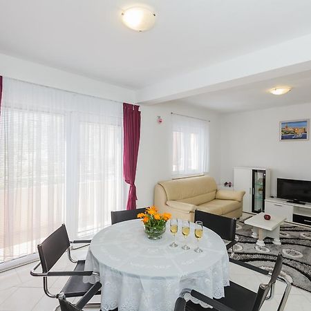 Apartment Anna Kaštela Eksteriør bilde
