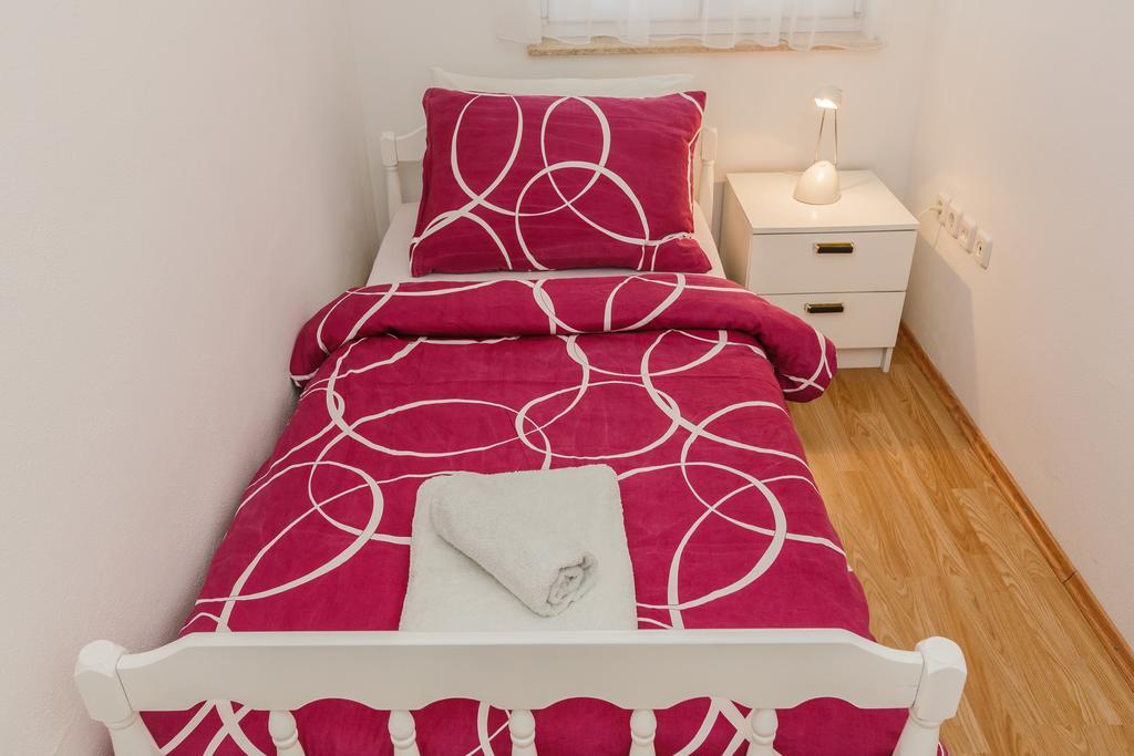 Apartment Anna Kaštela Eksteriør bilde